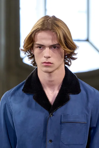 Look 73